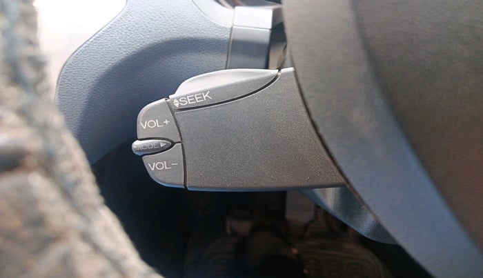 2014 Ford Figo TITANIUM 1.4 DIESEL, Diesel, Manual, 2,09,810 km, interior