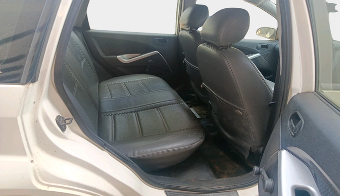 2014 Ford Figo TITANIUM 1.4 DIESEL, Diesel, Manual, 2,09,810 km, interior