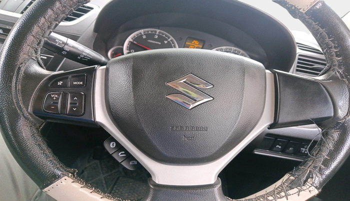 2015 Maruti Swift ZDI, Diesel, Manual, 1,50,509 km, interior