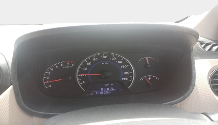 2017 Hyundai Grand i10 SPORTZ (O) 1.2 KAPPA VTVT, Petrol, Manual, 69,805 km, interior