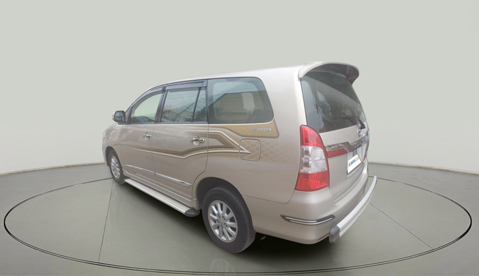 2014 Toyota Innova 2.5 ZX 7 STR, Diesel, Manual, 1,29,625 km, exterior