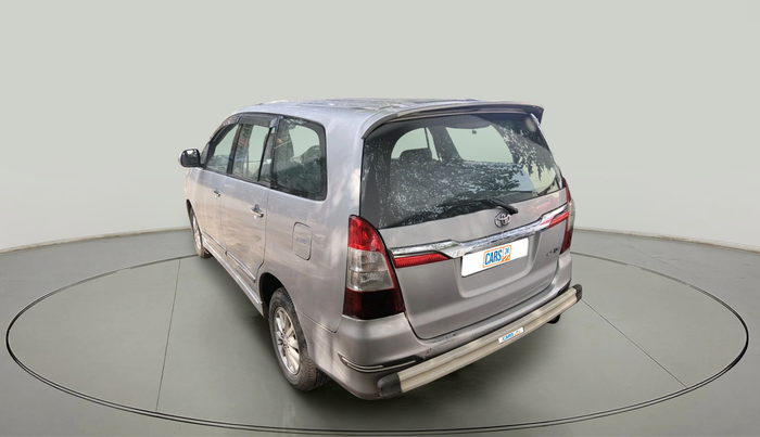 2014 Toyota Innova 2.5 VX 8 STR, Diesel, Manual, 3,28,447 km, exterior