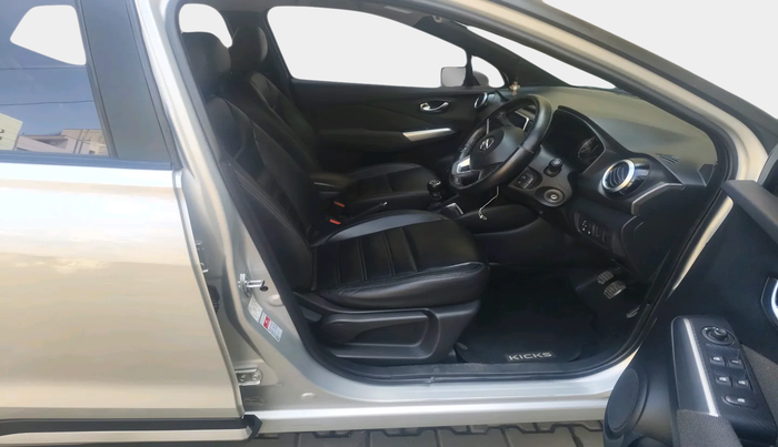 2019 Nissan Kicks XL DIESEL, Diesel, Manual, 71,102 km, interior