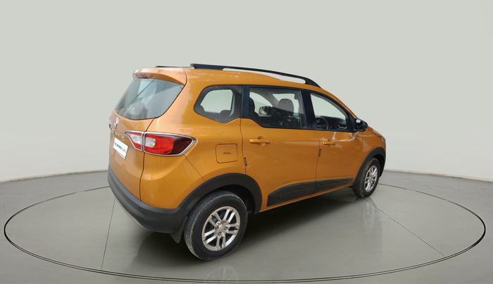 2022 Renault TRIBER RXT, Petrol, Manual, 26,466 km, exterior