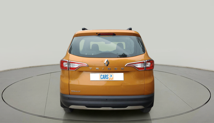 2022 Renault TRIBER RXT, Petrol, Manual, 26,466 km, exterior