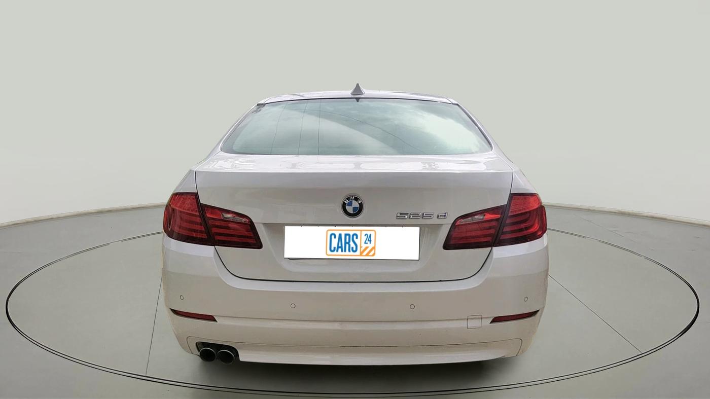 2012 BMW 5 Series 525D, Diesel, Automatic, 1,15,820 km, exterior