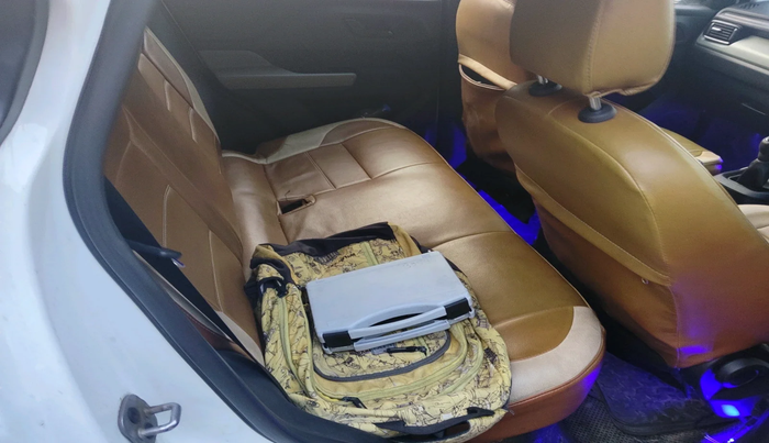 2022 Tata PUNCH ADVENTURE MT, Petrol, Manual, 34,059 km, interior