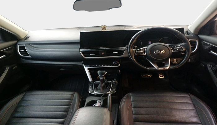 2021 KIA SELTOS GTX PLUS AT 1.5 DIESEL, Diesel, Automatic, 1,56,564 km, interior