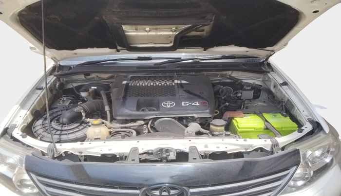 2015 Toyota Fortuner 3.0 4X2 AT, Diesel, Automatic, 90,758 km, exterior
