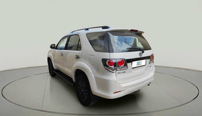 2015 Toyota Fortuner 3.0 4X2 AT, Diesel, Automatic, 90,758 km, exterior