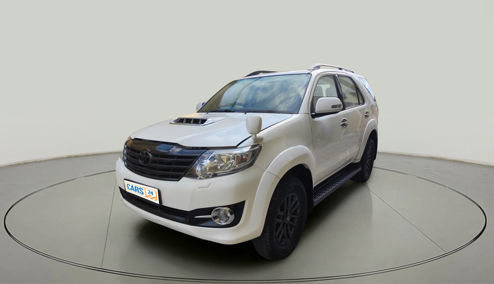 2015 Toyota Fortuner 3.0 4X2 AT, Diesel, Automatic, 90,758 km, exterior