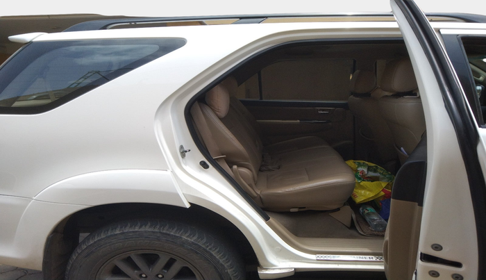 2015 Toyota Fortuner 3.0 4X2 AT, Diesel, Automatic, 90,758 km, interior
