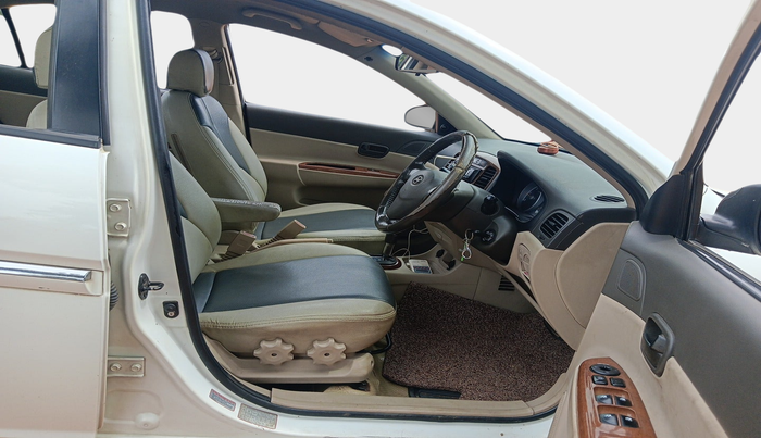 2011 Hyundai Verna TRANSFORM 1.5 SX AT CRDI, Diesel, Automatic, 1,28,270 km, interior
