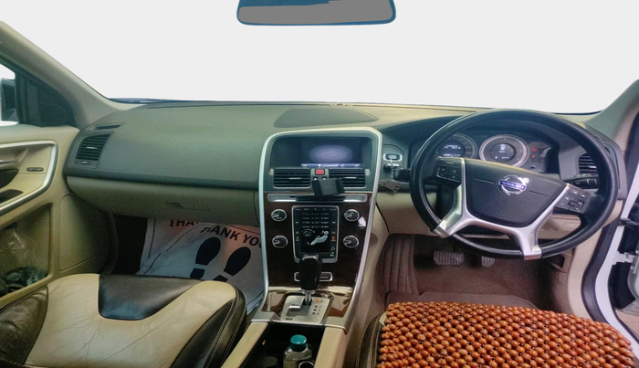 2011 Volvo XC 60 D5 AWD AT, Diesel, Automatic, 1,75,979 km, interior