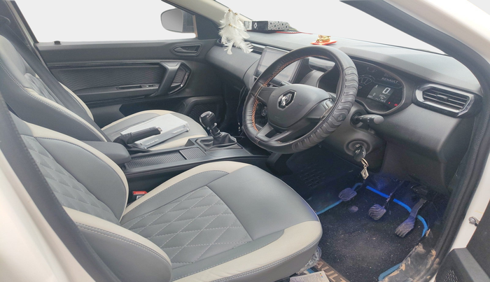 2024 Renault Kiger RXL MT, Petrol, Manual, 12,183 km, interior