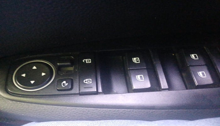 2020 KIA SELTOS GTX PLUS DCT 1.4 PETROL, Petrol, Automatic, 1,33,120 km, interior