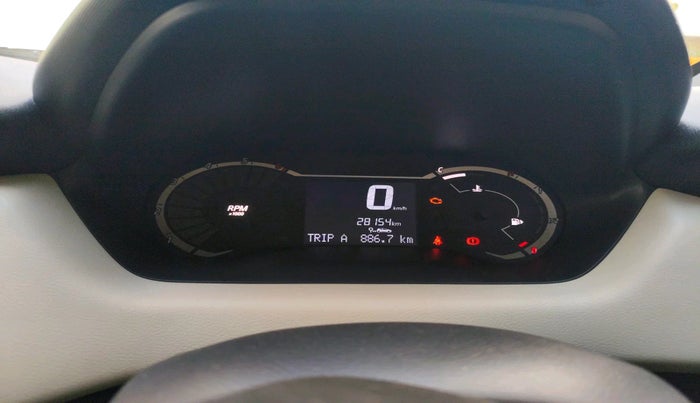 2023 Nissan MAGNITE XE, Petrol, Manual, 28,154 km, interior