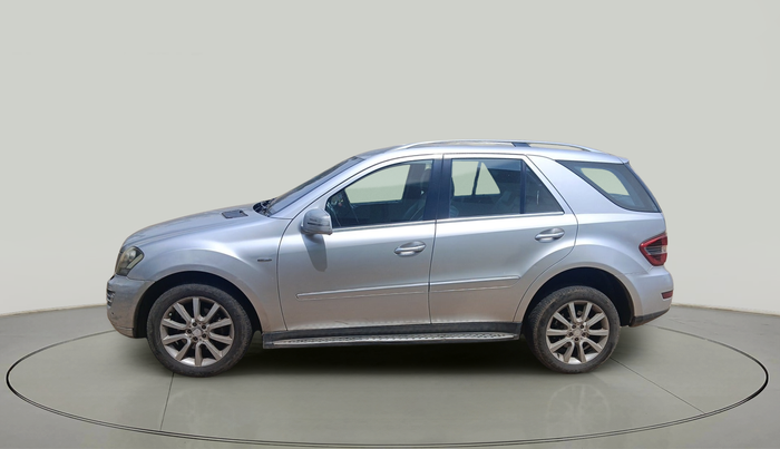 2011 Mercedes Benz Ml Class 350 CDI GRAND EDITION, Diesel, Automatic, 1,56,300 km, exterior