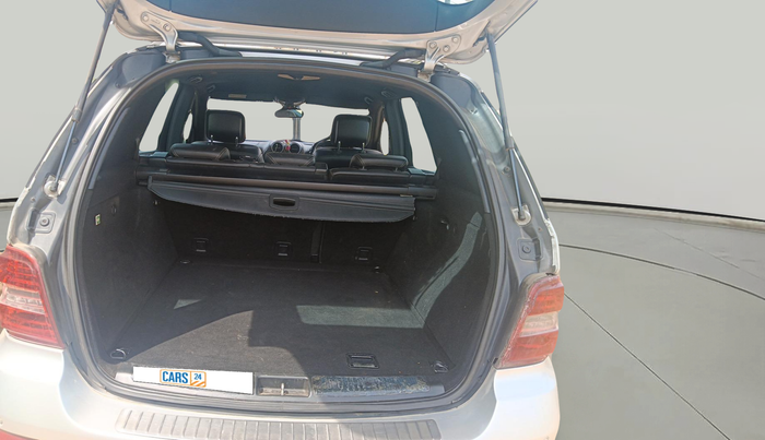 2011 Mercedes Benz Ml Class 350 CDI GRAND EDITION, Diesel, Automatic, 1,56,300 km, exterior