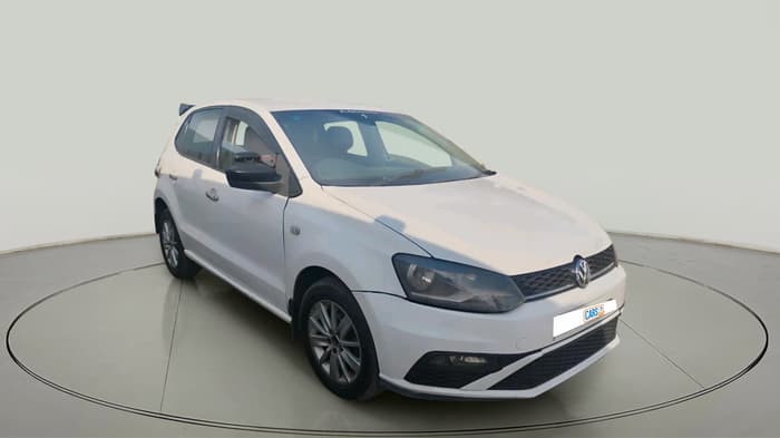 2015 Volkswagen Polo HIGHLINE1.5L, Diesel, Manual, 1,27,064 km, exterior
