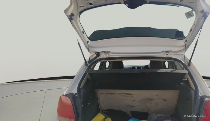 2015 Volkswagen Polo HIGHLINE1.5L, Diesel, Manual, 1,27,064 km, exterior