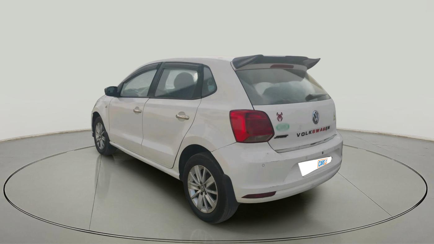 2015 Volkswagen Polo HIGHLINE1.5L, Diesel, Manual, 1,27,064 km, exterior