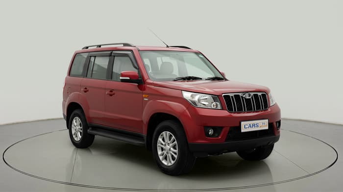 2016 Mahindra TUV300 T8, Diesel, Manual, 1,30,715 km, exterior