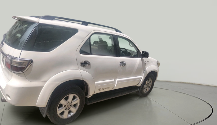 2011 Toyota Fortuner 3.0 4X4 MT, Diesel, Manual, 2,27,223 km, exterior