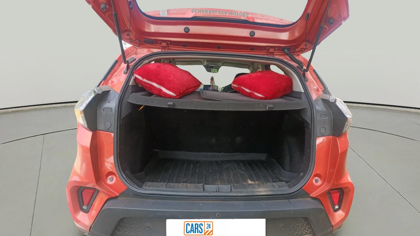 2023 Tata NEXON XMA SUNROOF PETROL, Petrol, Automatic, 70,873 km, exterior