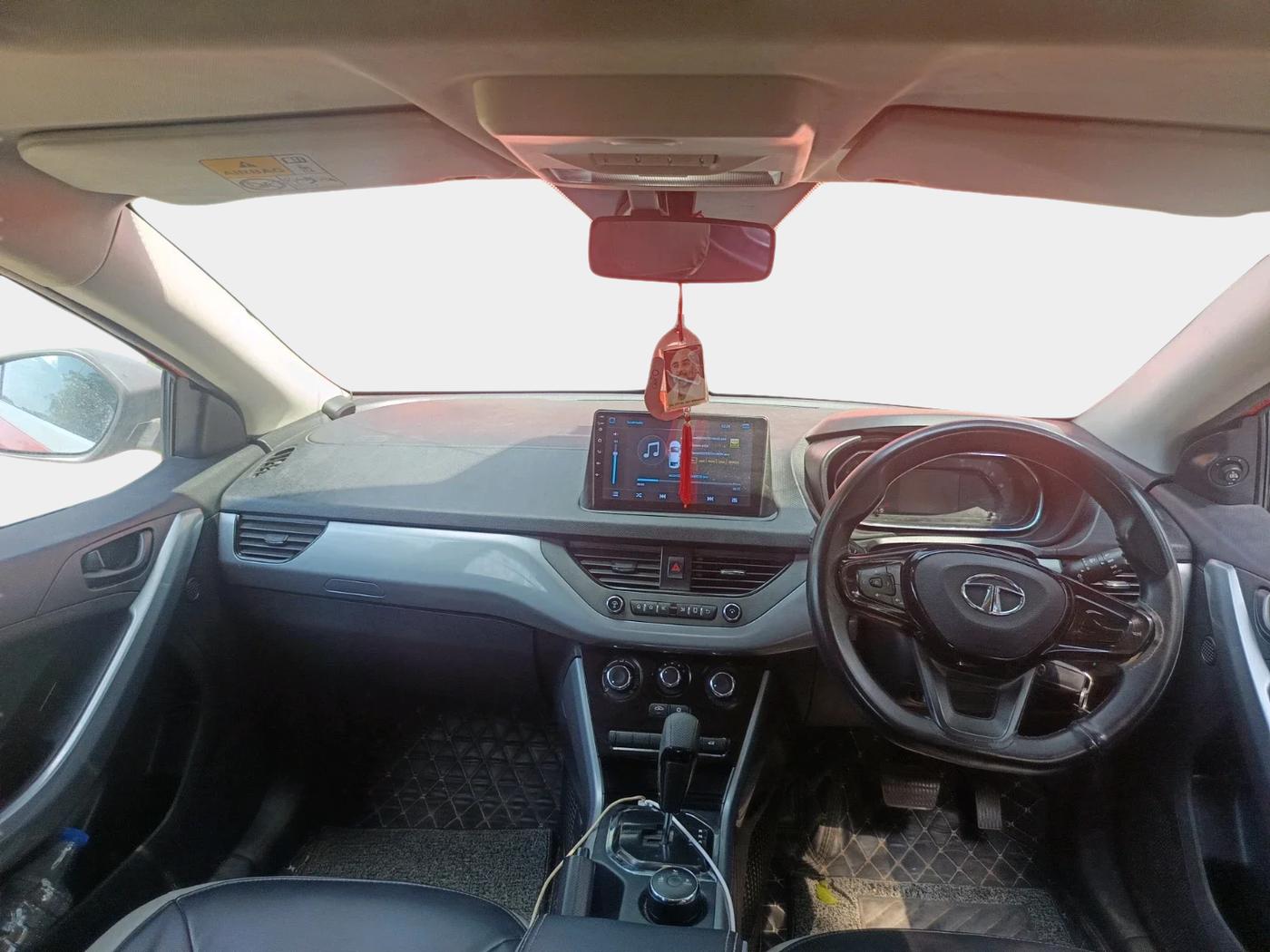 2023 Tata NEXON XMA SUNROOF PETROL, Petrol, Automatic, 70,873 km, interior