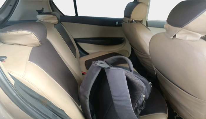 2013 Hyundai i20 SPORTZ 1.2, Petrol, Manual, 1,13,347 km, interior