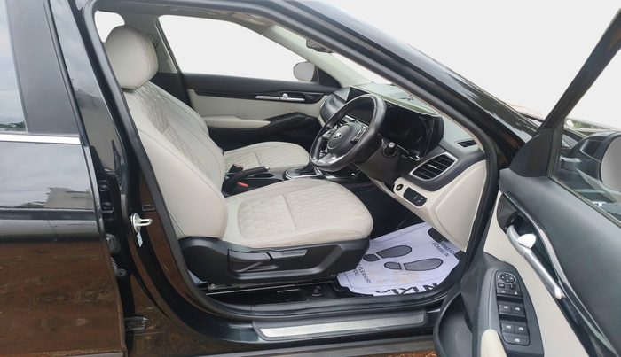 2020 KIA SELTOS HTX IVT 1.5 PETROL, Petrol, Automatic, 79,501 km, interior