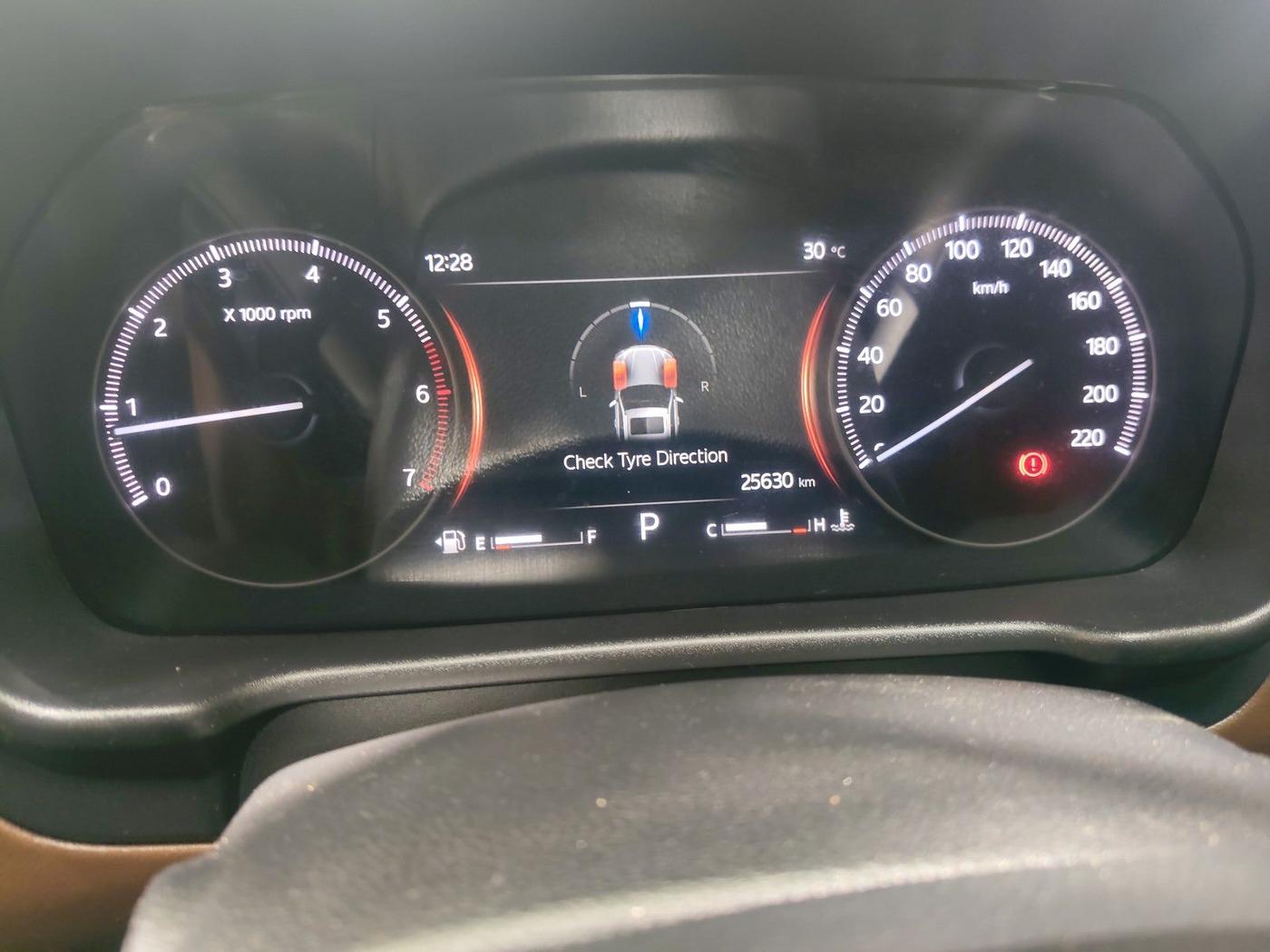 2022 Mahindra SCORPIO-N Z8 L PETROL AT 7 STR, Petrol, Automatic, 25,630 km, interior