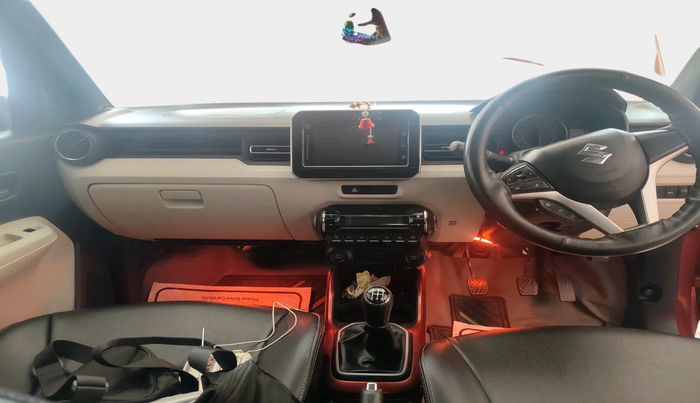 2017 Maruti IGNIS ALPHA 1.2 DUAL TONE, Petrol, Manual, 46,941 km, interior