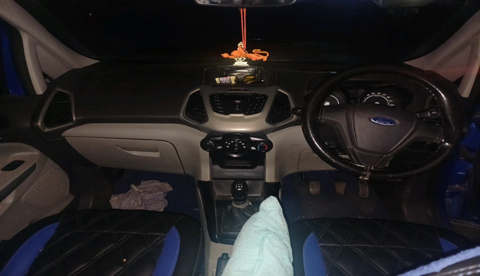 2014 Ford Ecosport AMBIENTE 1.5L DIESEL, Diesel, Manual, 1,11,874 km, interior