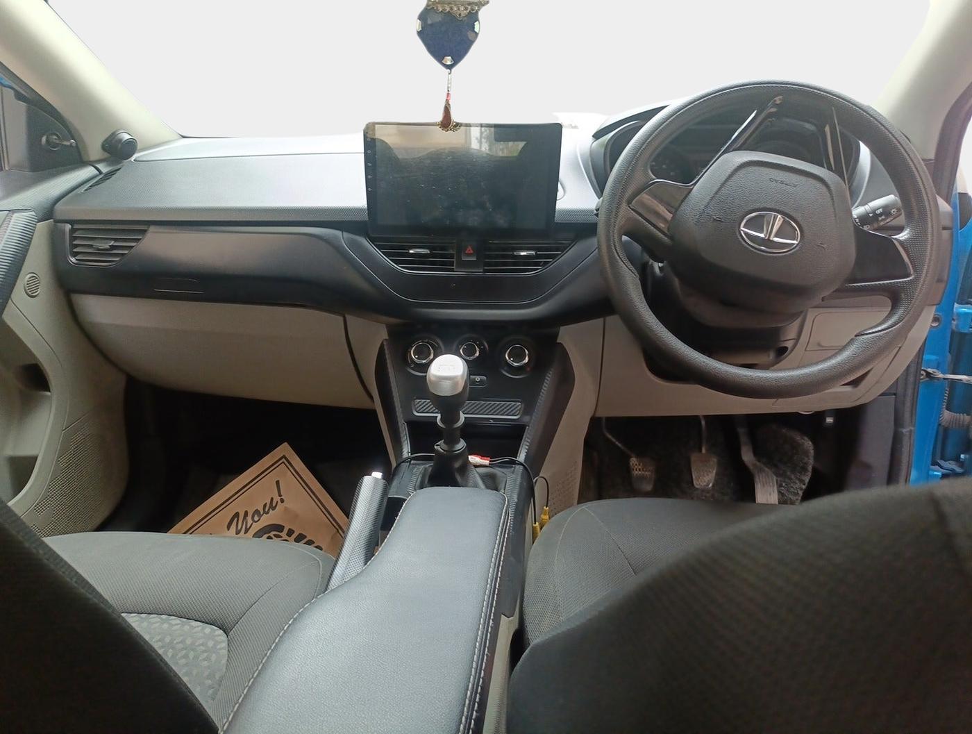 2019 Tata NEXON XE PETROL, Petrol, Manual, 59,105 km, interior