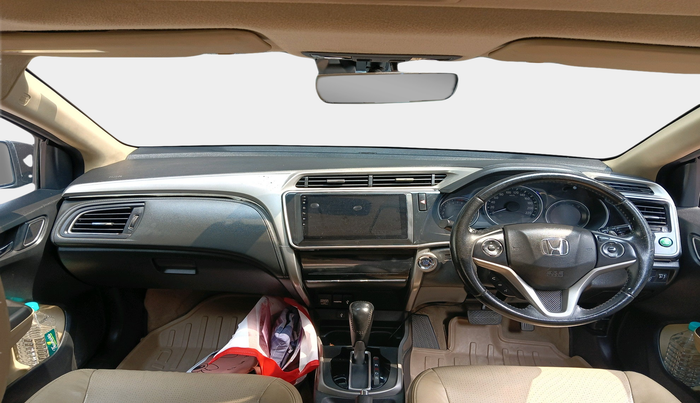 2022 Honda City 1.5L I-VTE V CVT, Petrol, Automatic, 16,570 km, interior