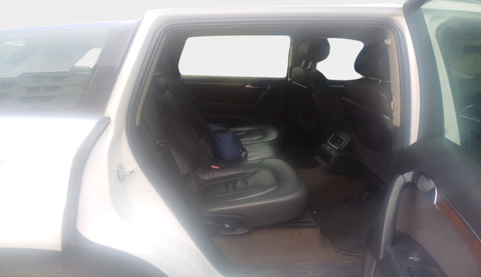 2013 Audi Q7 3.0 TDI QUATTRO, Diesel, Automatic, 1,53,720 km, interior