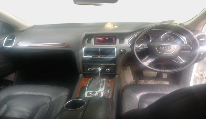 2013 Audi Q7 3.0 TDI QUATTRO, Diesel, Automatic, 1,53,720 km, interior