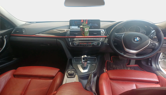 2013 BMW 3 Series 320D SPORTLINE, Diesel, Automatic, 1,23,543 km, interior