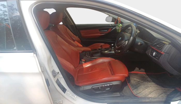 2013 BMW 3 Series 320D SPORTLINE, Diesel, Automatic, 1,23,543 km, interior