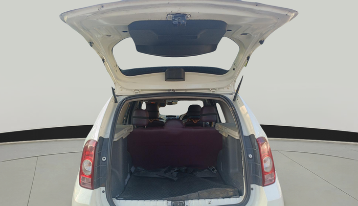 2016 Renault Duster 110 PS RXZ DIESEL, Diesel, Manual, 1,79,074 km, exterior