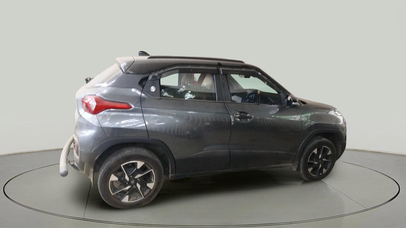 2024 Tata PUNCH Creative Dual Tone MT Sunroof, Petrol, Manual, 21,000 km, exterior