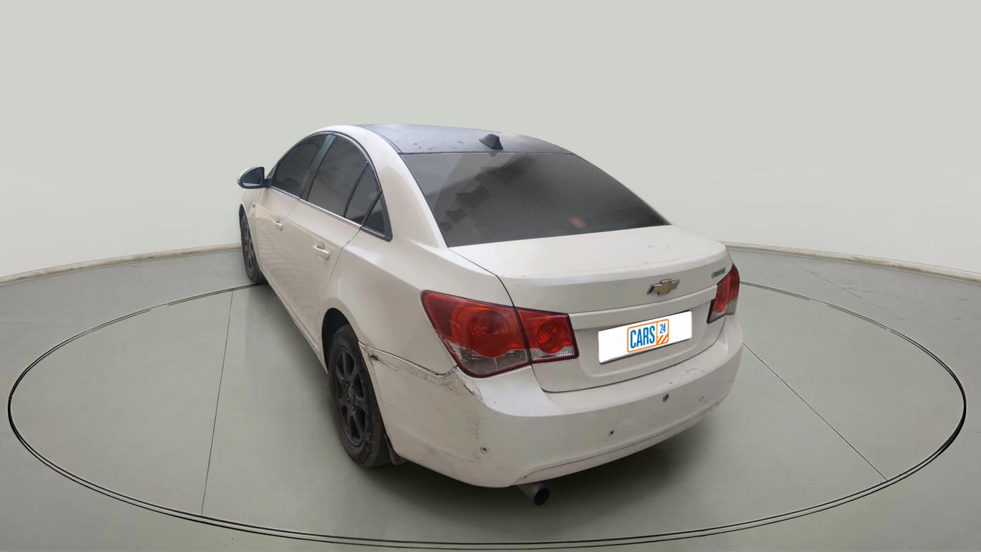 2011 Chevrolet Cruze LT, Diesel, Manual, 1,10,793 km, exterior
