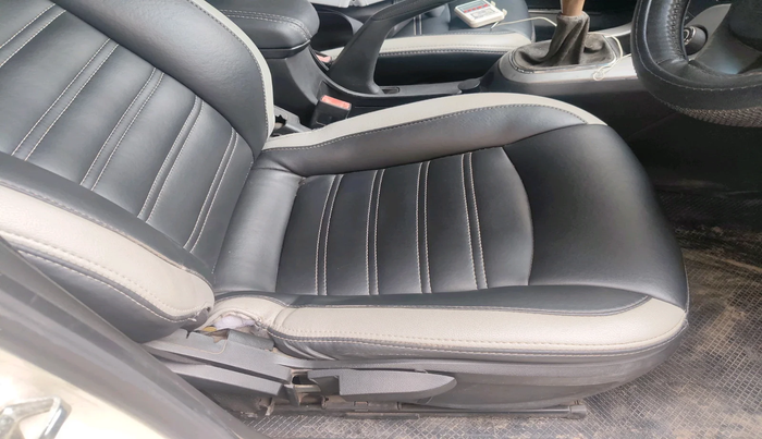 2011 Chevrolet Cruze LT, Diesel, Manual, 1,10,793 km, interior