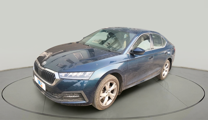 2023 Skoda Octavia STYLE 2.0, Petrol, Automatic, 22,128 km, exterior