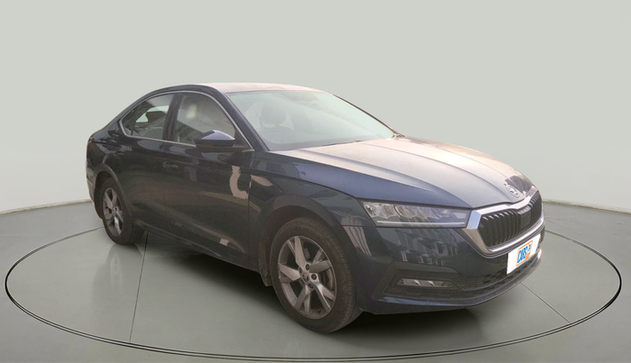 2023 Skoda Octavia STYLE 2.0, Petrol, Automatic, 22,128 km, exterior