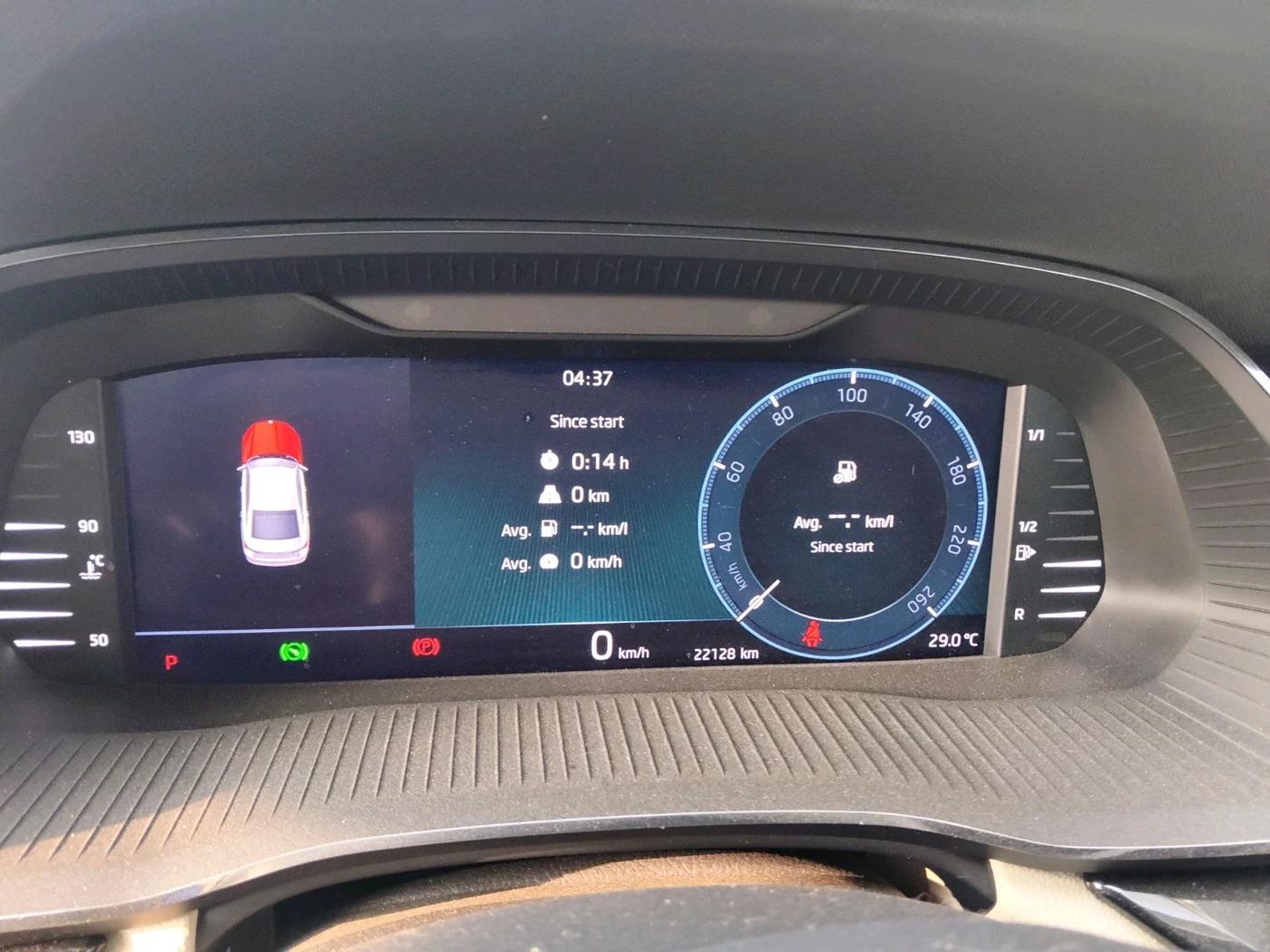 2023 Skoda Octavia STYLE 2.0, Petrol, Automatic, 22,128 km, interior