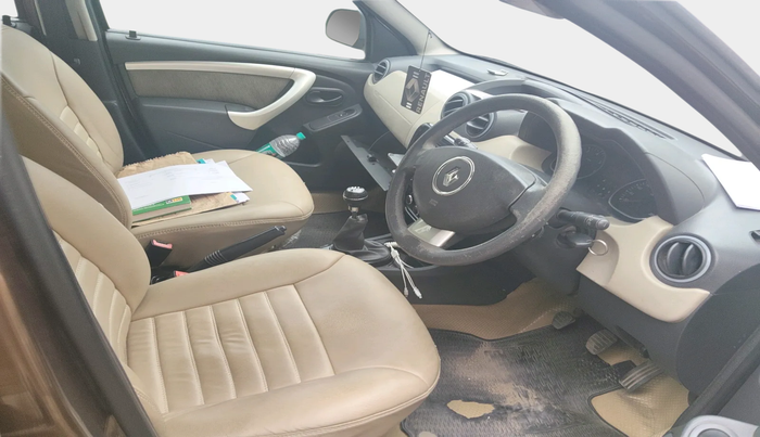 2014 Renault Duster 85 PS RXL DIESEL, Diesel, Manual, 3,06,411 km, interior