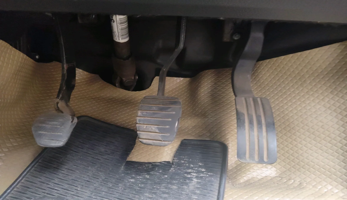 2014 Renault Duster 85 PS RXL DIESEL, Diesel, Manual, 3,06,411 km, interior